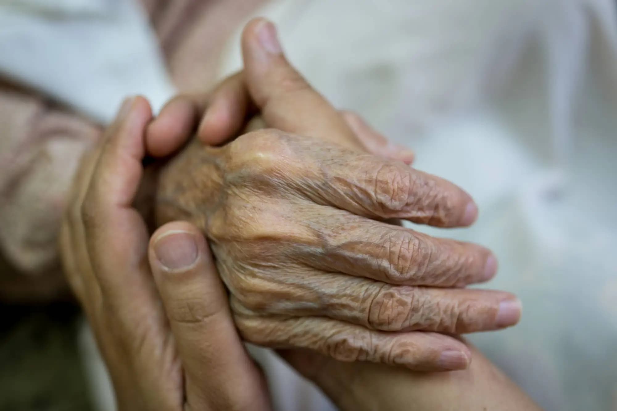 Bannière représentant une famille en Nouvelle-Calédonie